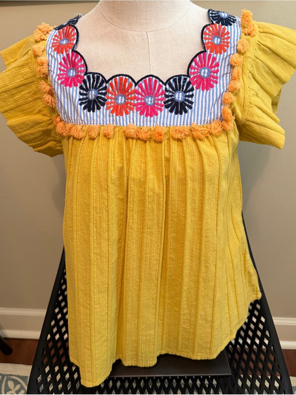 THML Yellow Embroidered Square-Neck Women's Top size large